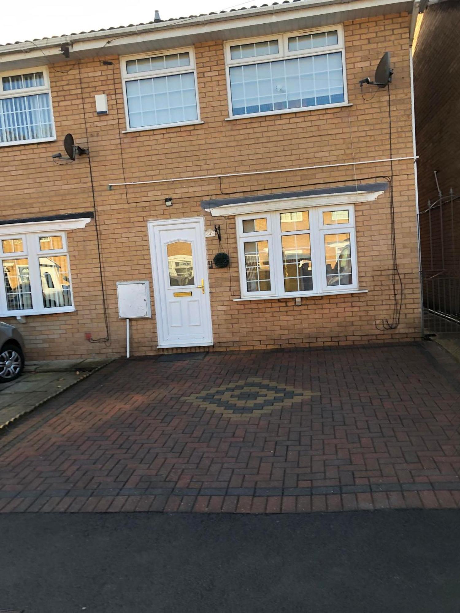 Liverpool Home With Free Parking West Derby Экстерьер фото